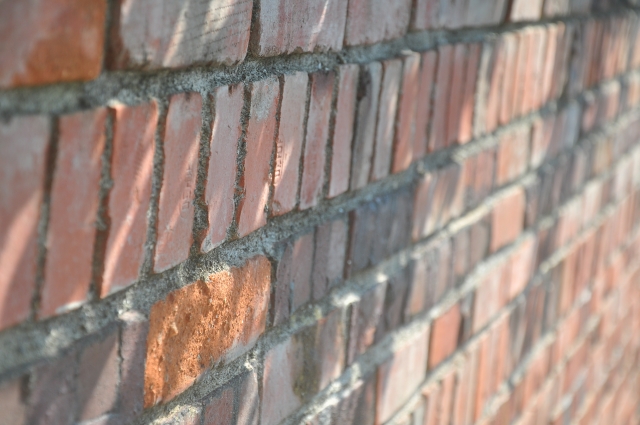 characteristics of real bricks
